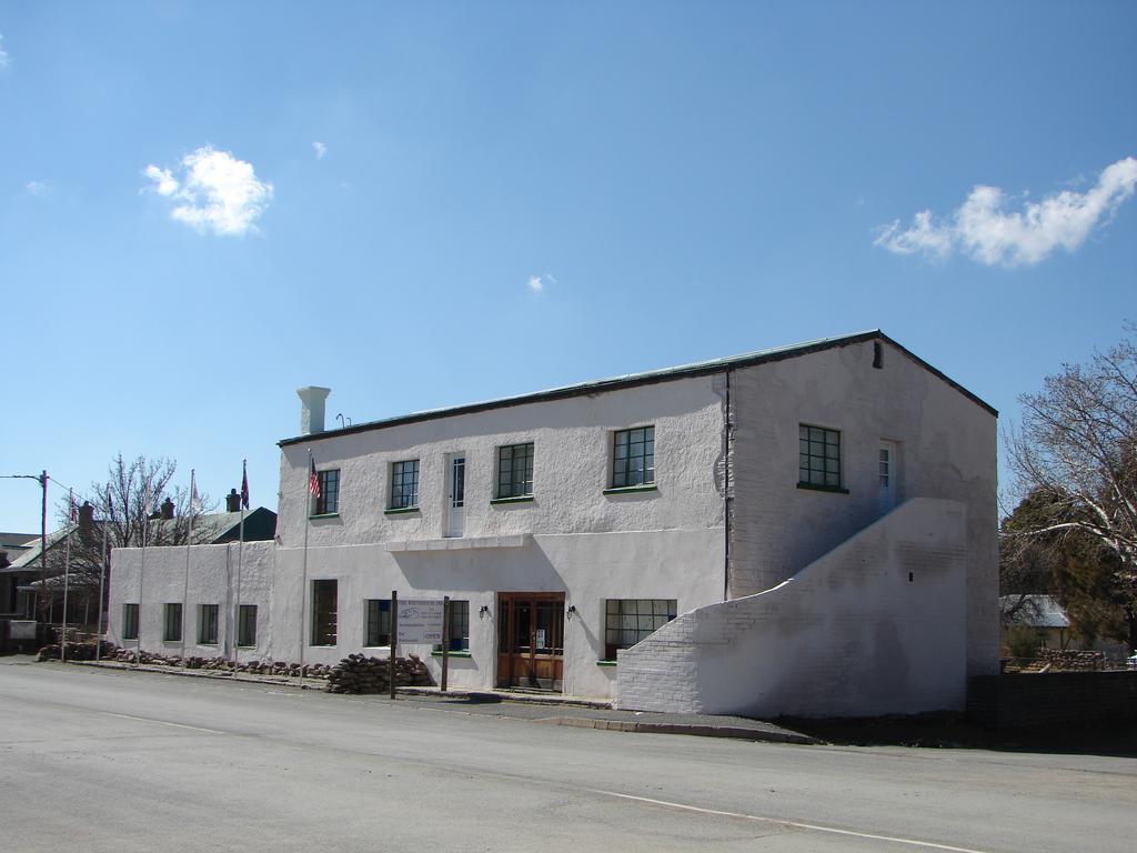 The Whitehouse Inn Sutherland Zewnętrze zdjęcie